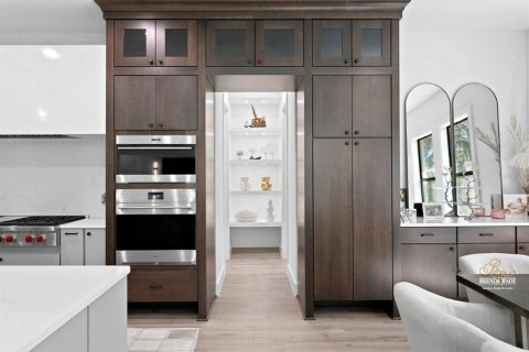 Casa en venta en Tampa, Florida, 5 dormitorios, 447.79 m2 № 1839074 - foto 16