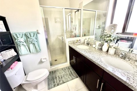 Townhouse in Homestead, Florida 4 bedrooms, 156.08 sq.m. № 1956993 - photo 29