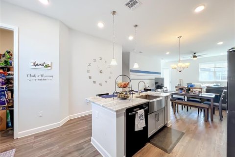 Townhouse in Orlando, Florida 3 bedrooms, 167.04 sq.m. № 2221320 - photo 26