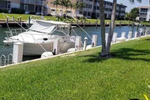 Condo in North Palm Beach, Florida, 1 bedroom  № 2146324 - photo 2