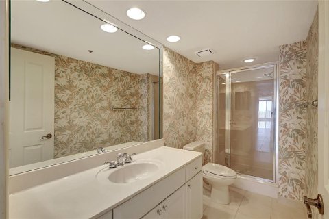 Condo in Hutchinson Island South, Florida, 3 bedrooms  № 1614467 - photo 23