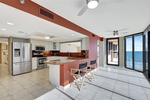 Condo in Hutchinson Island South, Florida, 3 bedrooms  № 1614467 - photo 14