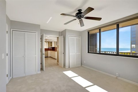 Condo in Hutchinson Island South, Florida, 3 bedrooms  № 1614467 - photo 30