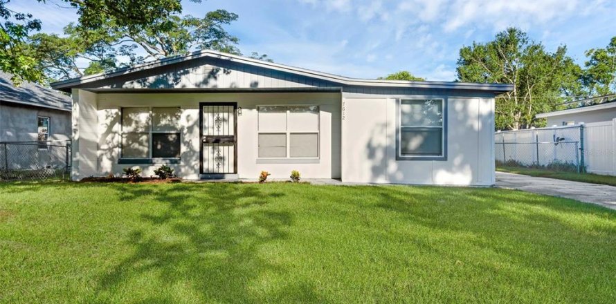 Casa en Orlando, Florida 3 dormitorios, 125.42 m2 № 1801361