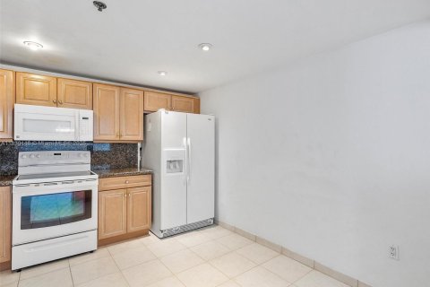 Condo in Sunny Isles Beach, Florida, 3 bedrooms  № 1804581 - photo 14