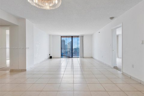 Condo in Sunny Isles Beach, Florida, 3 bedrooms  № 1804581 - photo 4