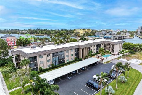 Copropriété à vendre à Sarasota, Floride: 2 chambres, 84.54 m2 № 2314604 - photo 3