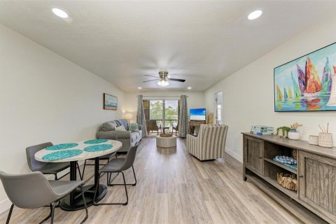 Copropriété à vendre à Sarasota, Floride: 2 chambres, 84.54 m2 № 2314604 - photo 15