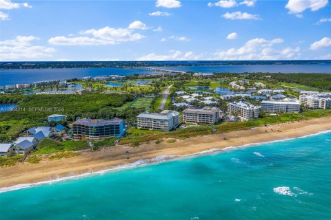 Condominio en alquiler en Hutchinson Island South, Florida, 2 dormitorios, 111.48 m2 № 2045505 - foto 30