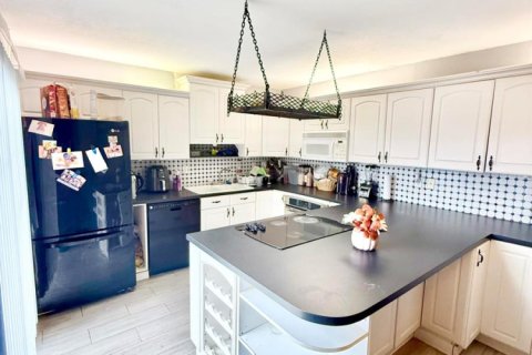 Touwnhouse à vendre à Palm Springs, Floride: 3 chambres, 143.07 m2 № 2082269 - photo 10