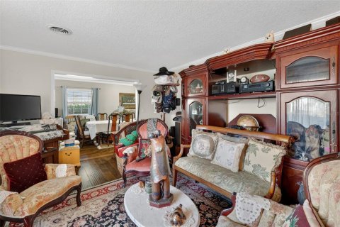 House in Ocala, Florida 3 bedrooms, 229.47 sq.m. № 2093756 - photo 8