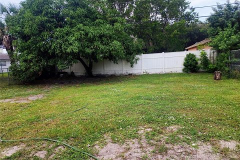 Villa ou maison à louer à Pompano Beach, Floride: 2 chambres, 54.35 m2 № 2398002 - photo 11