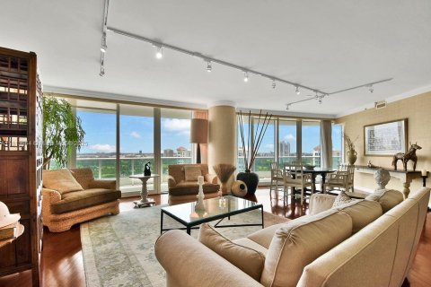 Condominio en venta en Aventura, Florida, 2 dormitorios, 222.97 m2 № 2040181 - foto 5