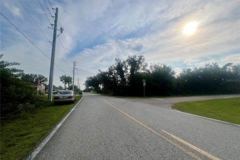 Terreno en Port Charlotte, Florida № 2104222