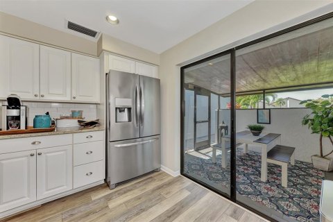 Adosado en alquiler en Sarasota, Florida, 3 dormitorios, 151.9 m2 № 2277764 - foto 23