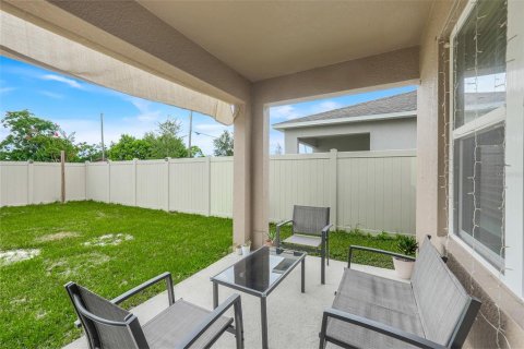 House in Haines City, Florida 3 bedrooms, 155.05 sq.m. № 2266774 - photo 30