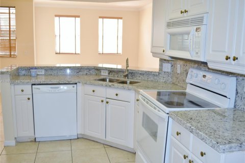 Купить кондоминиум в Авентура, Флорида 2 спальни, 100.06м2, № 1713352 - фото 9
