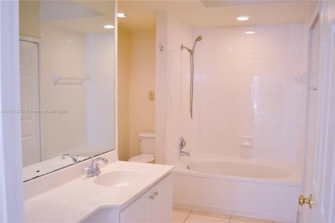 Купить кондоминиум в Авентура, Флорида 2 спальни, 100.06м2, № 1713352 - фото 15