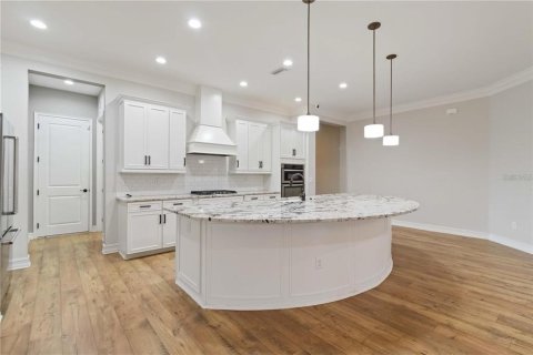 House in Bradenton, Florida 4 bedrooms, 264.12 sq.m. № 1906520 - photo 25