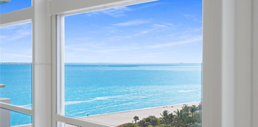 Apartamento en Miami Beach, Florida 2 dormitorios, 153.29 m2 № 1738335