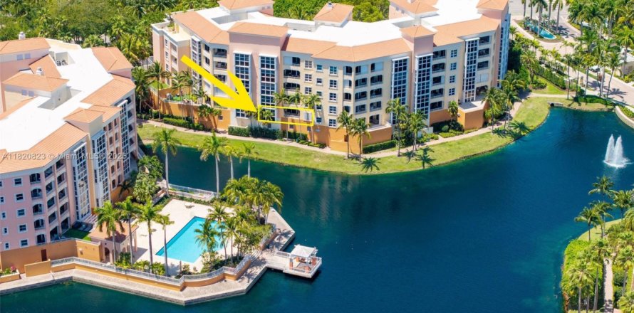 Condo à Key Biscayne, Floride, 4 chambres № 1779312