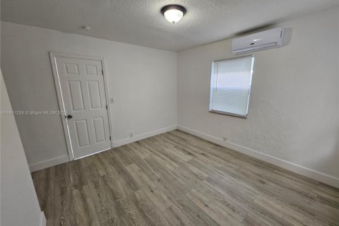 Villa ou maison à louer à Dania Beach, Floride: 1 chambre, 85.84 m2 № 1967214 - photo 16