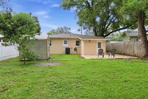 Villa ou maison à vendre à Tampa, Floride: 2 chambres, 93.37 m2 № 2426997 - photo 3