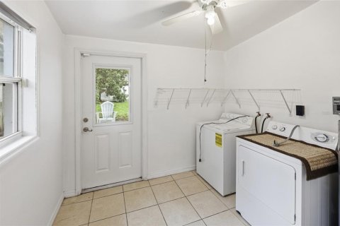 Villa ou maison à vendre à Tampa, Floride: 2 chambres, 93.37 m2 № 2426997 - photo 25