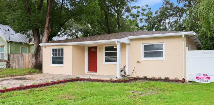Villa ou maison à Tampa, Floride 2 chambres, 93.37 m2 № 2426997