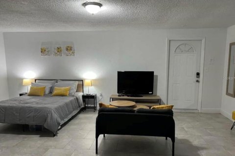 Villa ou maison à louer à Seffner, Floride: 1 chambre, 55.18 m2 № 2401118 - photo 5