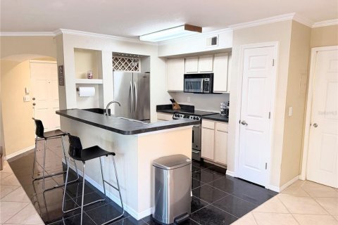 Copropriété à louer à Temple Terrace, Floride: 1 chambre, 84.45 m2 № 2430823 - photo 2
