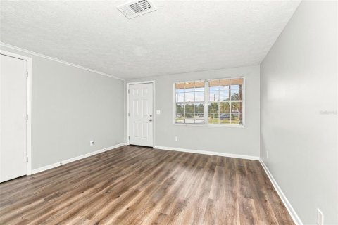 Villa ou maison à louer à Orange Park, Floride: 3 chambres, 88.63 m2 № 2418924 - photo 4