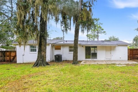 Villa ou maison à louer à Orange Park, Floride: 3 chambres, 88.63 m2 № 2418924 - photo 12