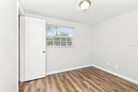 Villa ou maison à louer à Orange Park, Floride: 3 chambres, 88.63 m2 № 2418924 - photo 11
