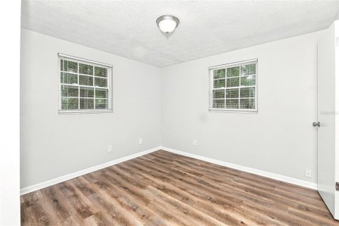 Villa ou maison à louer à Orange Park, Floride: 3 chambres, 88.63 m2 № 2418924 - photo 14