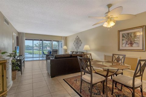 Condominio en venta en Sarasota, Florida, 2 dormitorios, 103.86 m2 № 1880480 - foto 18