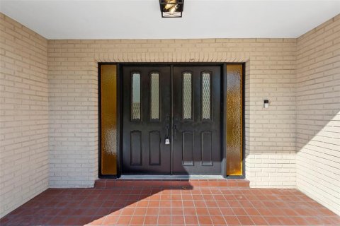 Casa en venta en Tarpon Springs, Florida, 5 dormitorios, 247.96 m2 № 1853511 - foto 3