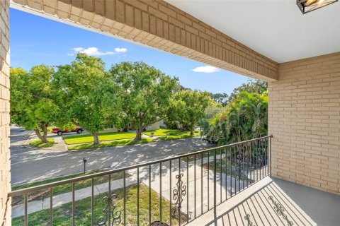 Casa en venta en Tarpon Springs, Florida, 5 dormitorios, 247.96 m2 № 1853511 - foto 16