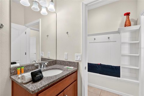 Adosado en venta en Kissimmee, Florida, 4 dormitorios, 195.28 m2 № 2429631 - foto 12
