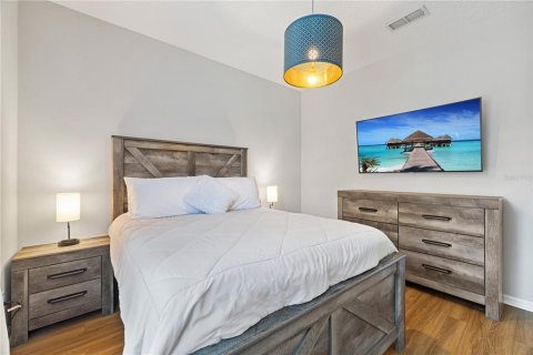 Casa en venta en Orlando, Florida, 5 dormitorios, 305.74 m2 № 2225591 - foto 14