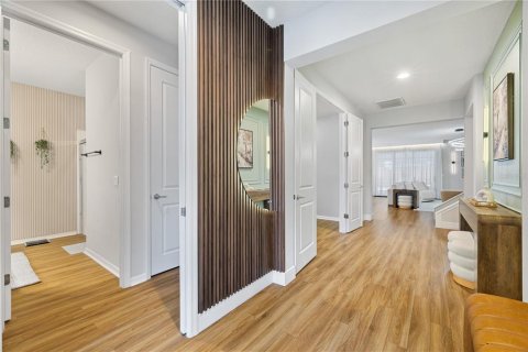 Casa en venta en Orlando, Florida, 5 dormitorios, 305.74 m2 № 2225591 - foto 8