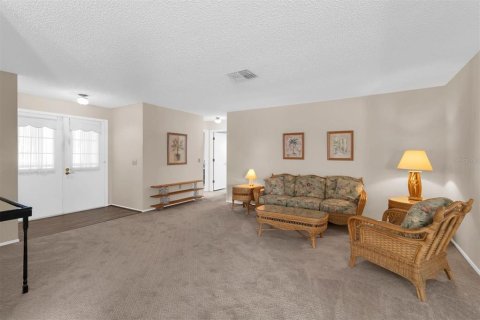 Villa ou maison à vendre à New Port Richey, Floride: 2 chambres, 152.17 m2 № 2421670 - photo 9