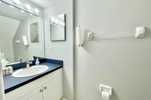 Condo in Gainesville, Florida, 2 bedrooms № 2104339 - photo 23