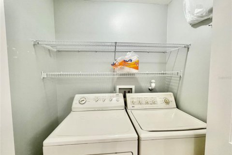 Condo in Gainesville, Florida, 2 bedrooms № 2104339 - photo 24