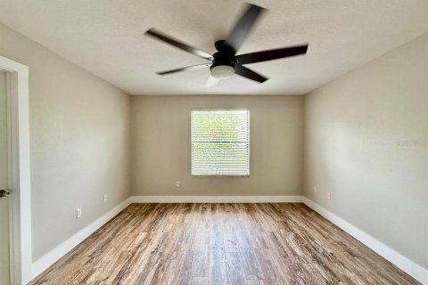 Touwnhouse à louer à Brandon, Floride: 3 chambres, 144.74 m2 № 2095826 - photo 19