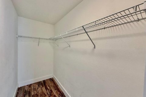 Touwnhouse à louer à Brandon, Floride: 3 chambres, 144.74 m2 № 2095826 - photo 22