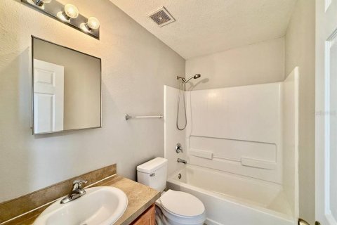 Touwnhouse à louer à Brandon, Floride: 3 chambres, 144.74 m2 № 2095826 - photo 29