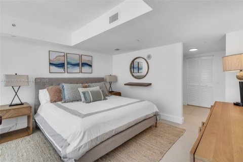 Снять в аренду кондоминиум в Майами, Флорида 1 спальня, 98.29м2, № 1932098 - фото 10