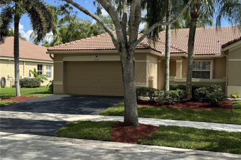 Casa en alquiler en Weston, Florida, 3 dormitorios, 120.03 m2 № 2056644 - foto 2