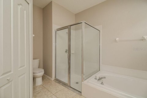 Villa ou maison à louer à Valrico, Floride: 4 chambres, 169.83 m2 № 2433070 - photo 10